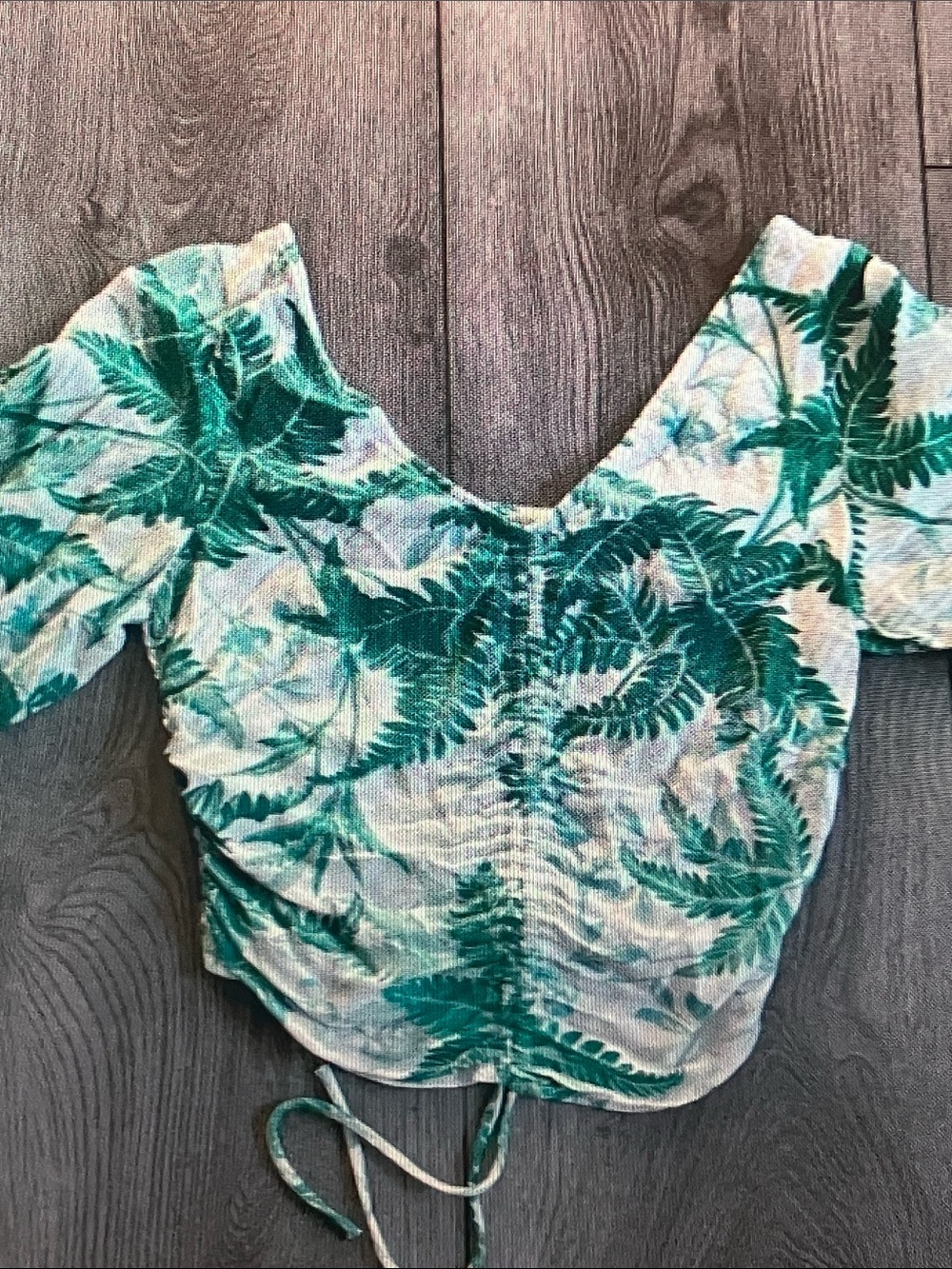 H&M Green Fern-Print Smocked Crop Top